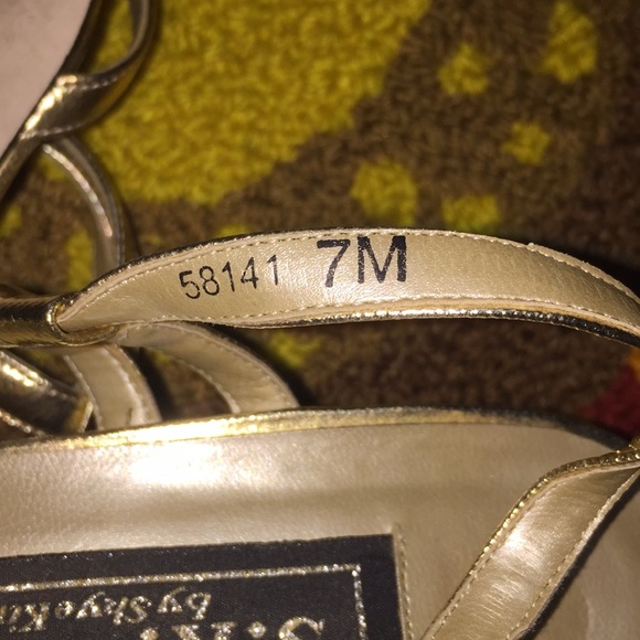 Gold Strappy Heels - Fine Leather! - Picture 5 of 5